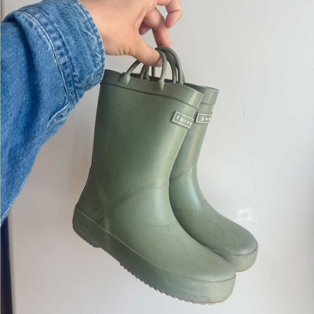 Forever Young Kids Green Rain Boots 12 Waterproof Pull On Shoes Scandi Neutral